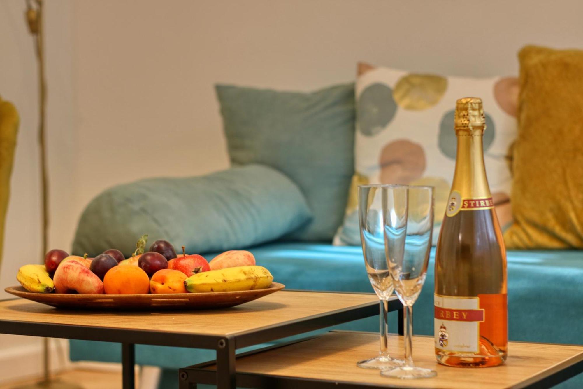Quito Apartment - Stylish & Quiet بوخارست المظهر الخارجي الصورة
