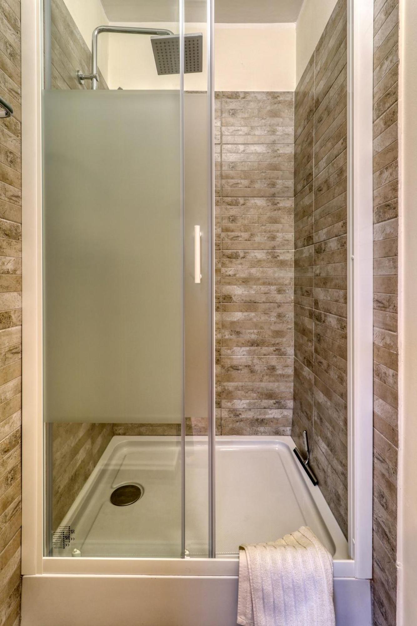 Quito Apartment - Stylish & Quiet بوخارست المظهر الخارجي الصورة